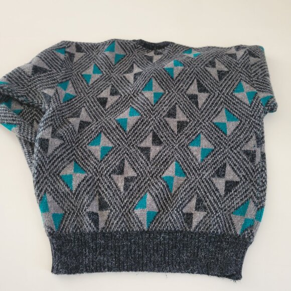 Vintage Expressions Geometric Acrylic Sweater Gray Turquoise Size Large EUC - Picture 11 of 11